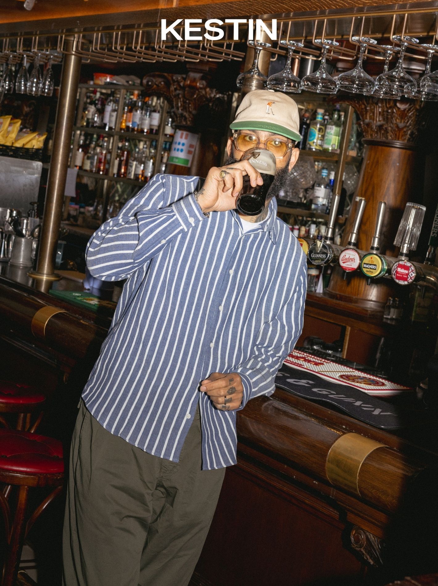 Leon in the Golf Tavern